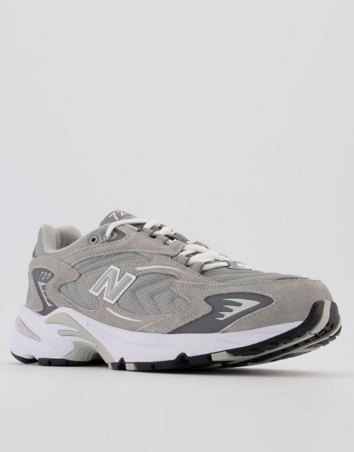 New Balance - 725 - Sneakers i grå og sølvfarve