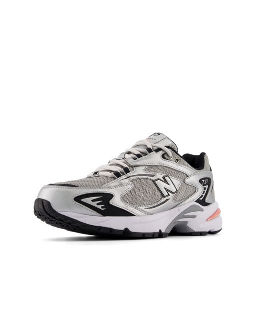 New Balance 725 sneakers in silver