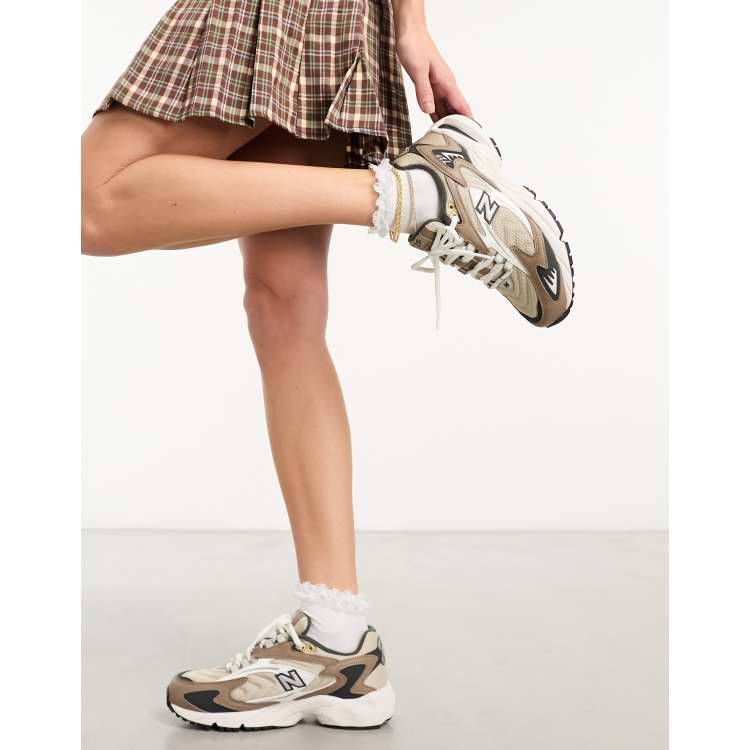 16+ Modern New Balance Outfits for Women (550, 574, 530, and more