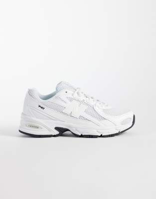 New Balance New Balance 740 in white