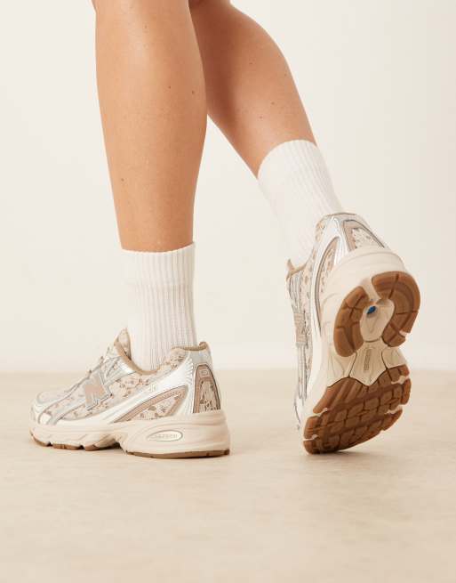 New Balance 740 lace sneakers in beige - exclusive to ASOS