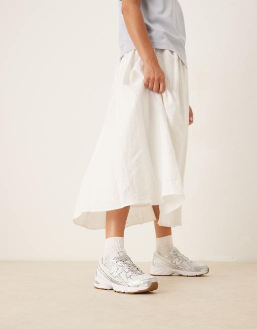 New Balance 740 lace sneakers in white - Exclusive to ASOS, 3 of 5