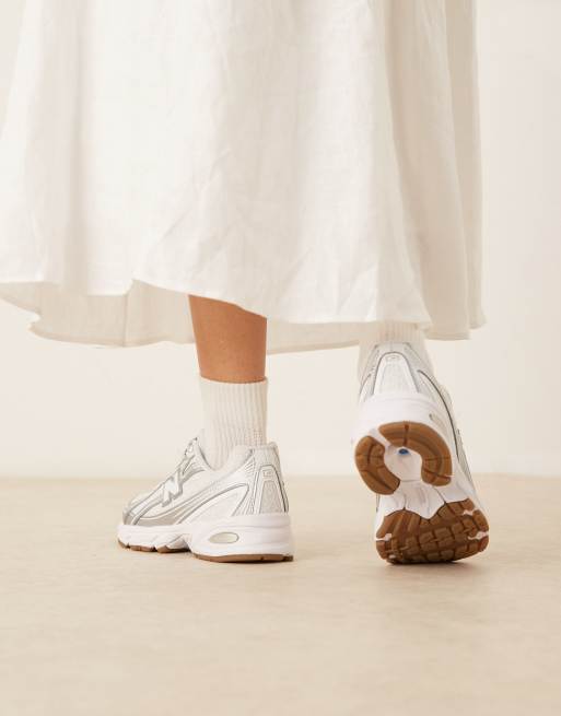 New Balance 740 lace sneakers in white - Exclusive to ASOS, 4 of 5
