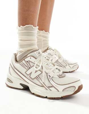 New Balance - 740 - Sneaker in Beige und Braun, exklusiv bei ASOS-Neutral