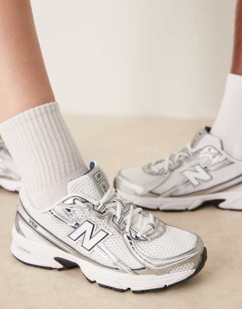 New Balance 740 - Sneakers in marineblauw en wit - view 1