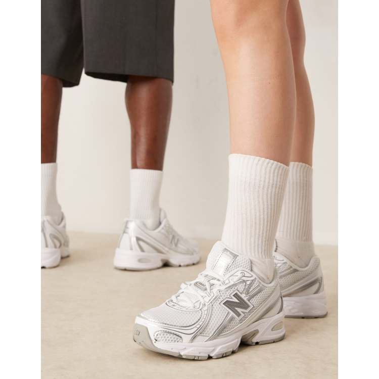 【関税込み】New Balance ホワイト＆ブルー 740 スニーカー New Balance 740 スニーカー | ホワイト | FARFETCH JP