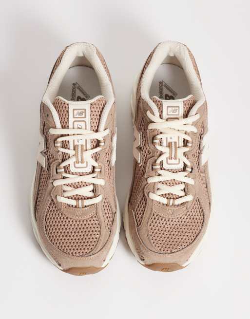 New Balance - 740 - Suède sneakers in bruin, exclusief bij ASOS, 3 van 7