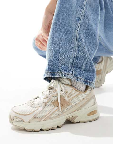 New Balance 740 trainers in beige and tan - view 1