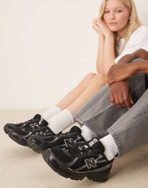 New Balance 740 trainers in black and silver metallic - view 1