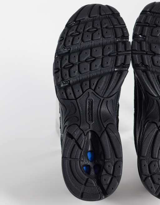 New Balance 740 trainers in black and silver metallic, 4 of 5