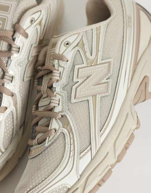New Balance 740 trainers in mushroom and beige, 3 of 5