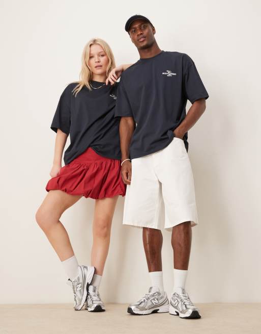 New Balance 740 sneakers in navy and white 
