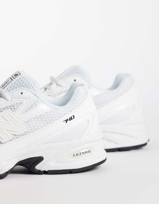 New Balance 740 trainers in white, 4 of 5