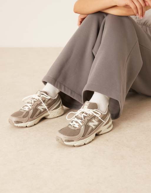 New Balance 740 unisex trainers in brown and off white