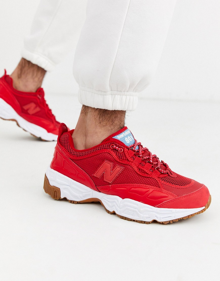 New Balance 801 trainers in red