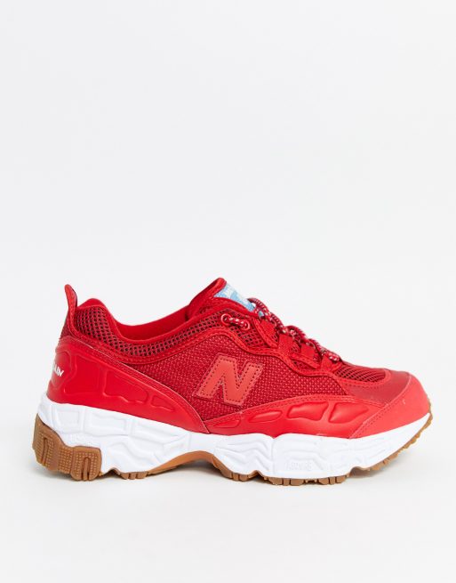 New Balance 801 trainers in red