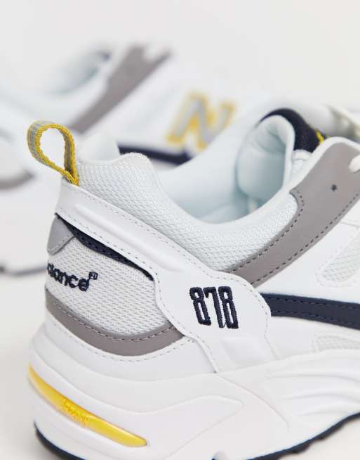 New Balance 878 trainers in white