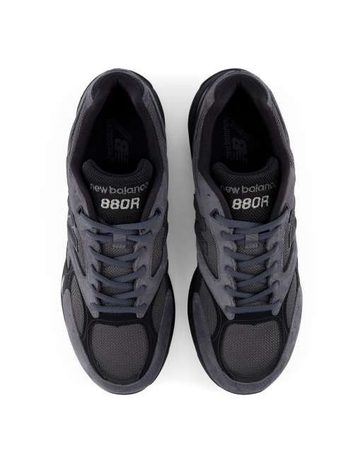 New Balance 880r trainers in magnet, 4 of 7
