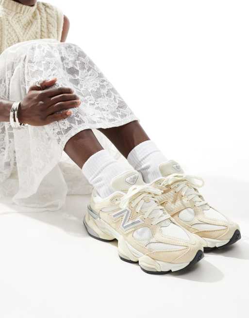 New Balance 9060 Baskets Beige