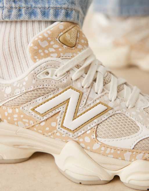 New Balance - 9060 - Sesamfarvede sneakers med hjorteprint, 4 af 5