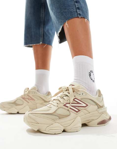 New Balance – 9060 – Sneaker in Beige und Rosa - view 1