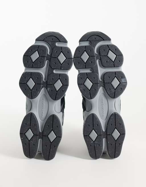 New Balance 9060 sneakers in grijs en zwart, 5 van 5