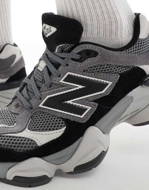 New Balance - 9060 - Sneakers in zwart en grijs, 3 van 5
