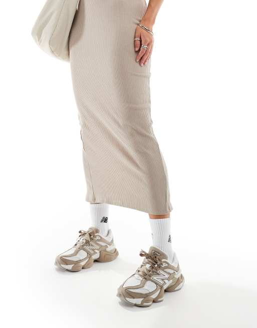 New Balance - 9060 - Sneakers marroni con lacci a nastro - In esclusiva per ASOS, 3 di 5
