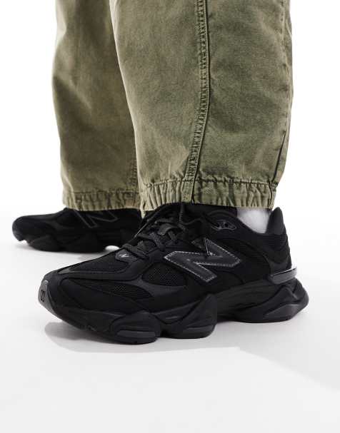 New Balance 9060 trainers in black - view 1