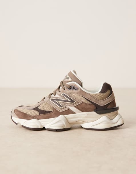 New Balance 9060 trainers in brown - view 1
