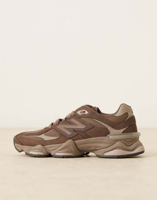 New Balance - 9060 - Uniseks sneakers in chocoladebruin, 2 van 5