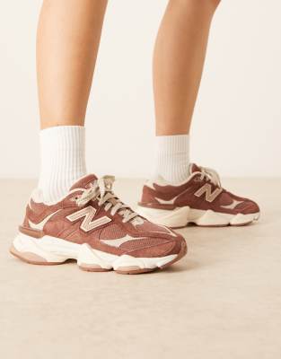 New Balance Suede Panelled Sneakers In Brown