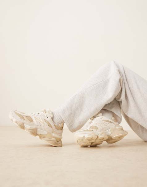 New Balance 9060 unisex trainers in beige and brown - view 1