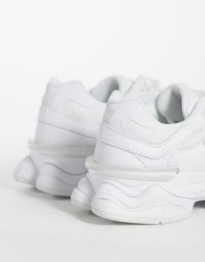 New Balance 9060 unisex trainers in triple white