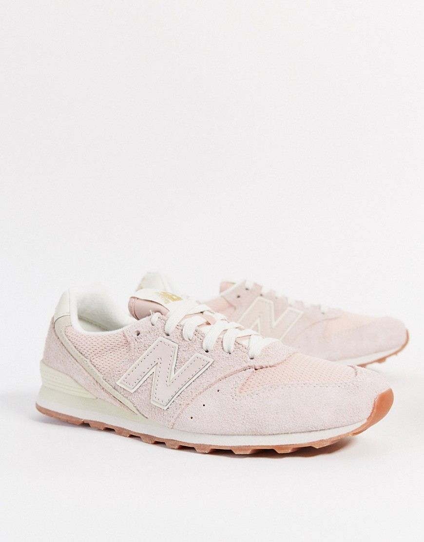 New Balance 996 trainers in pink