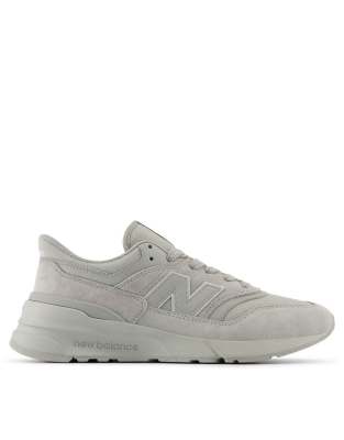 New Balance - 997R - Sneaker in Grau