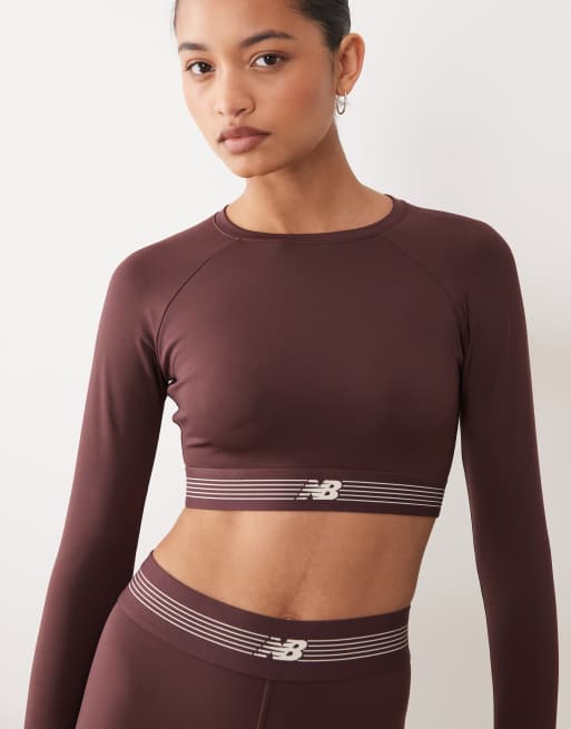 New Balance Ac ajusté à manches longues en cuir cerise, 4 de 4