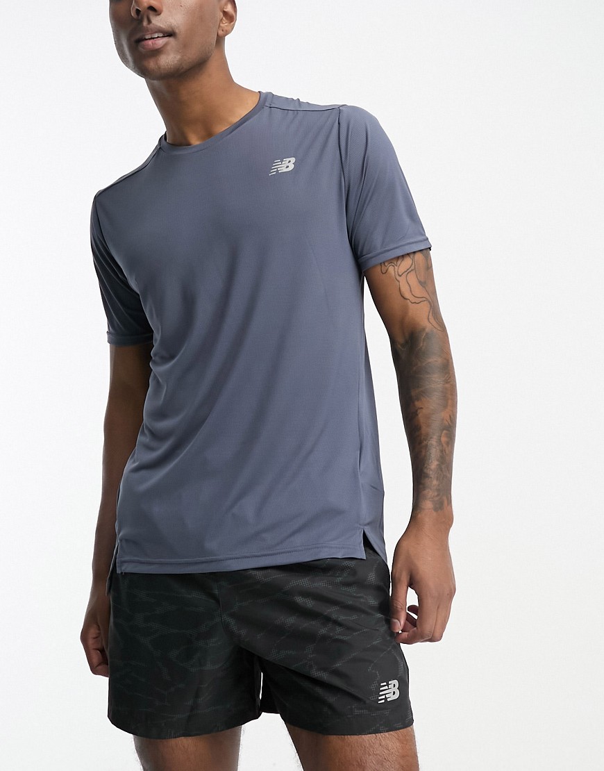 New Balance Accelerate short sleeve in grey
