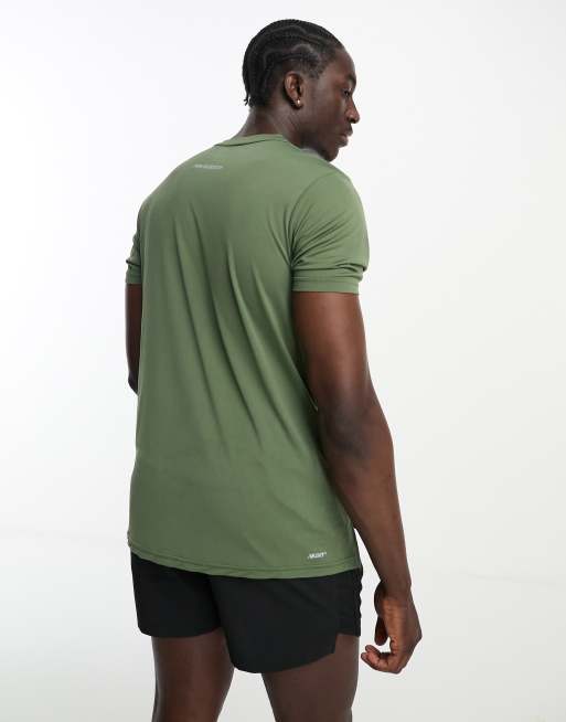 Camiseta verde de manga larga con logo Accelerate exclusiva en ASOS de New  Balance