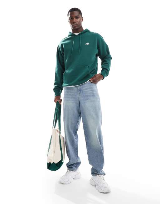 New Balance – Angerauter Kapuzenpullover in Grün mit kleinem Logo
