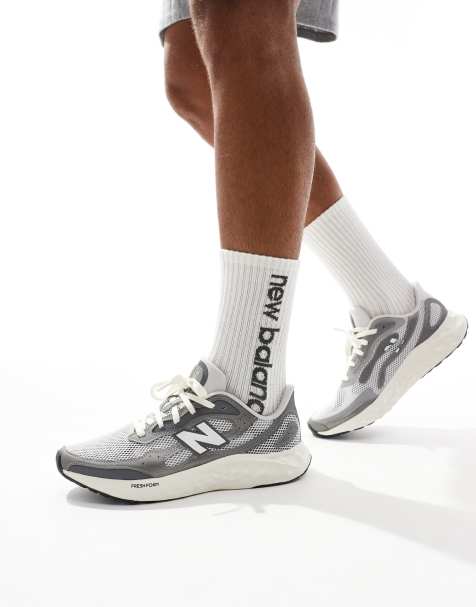 New Balance Arishi running trainers in grey - view 1
