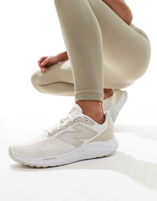 New Balance - Arishi - Sneakers da corsa bianche