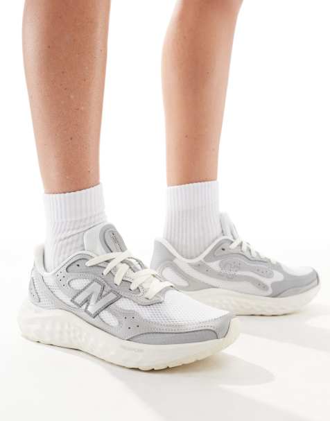 New Balance - Arishi - Sneakers da corsa color argento - view 1
