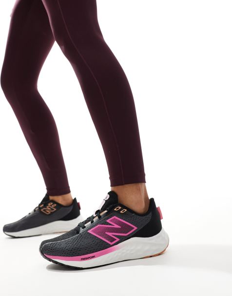 New Balance - Arishi - Sneakers da corsa nere - view 1