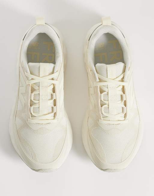 New Balance Arishi womens running trainers in off white, 3 of 5