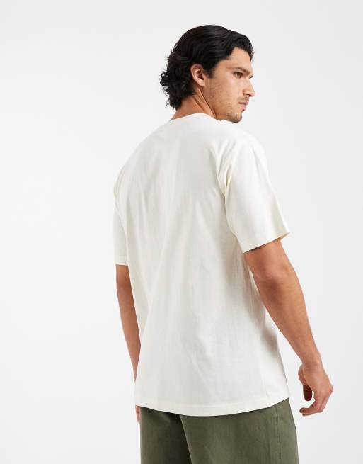 New Balance Athletics Premium Logo T-Shirt in Beige, 3 von 5