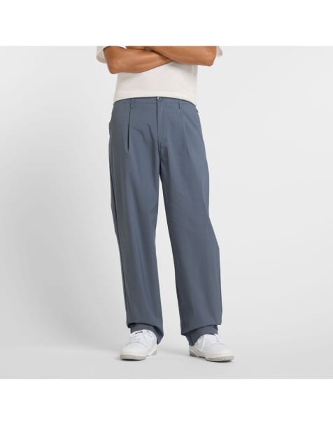 New Balance Athletics relaxed trouser in graphite