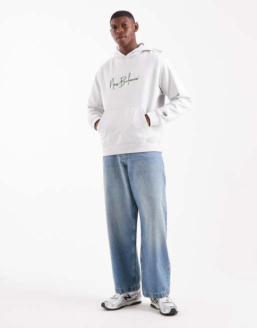 New Balance Athletics signature hoodie in grey, 2 of 5