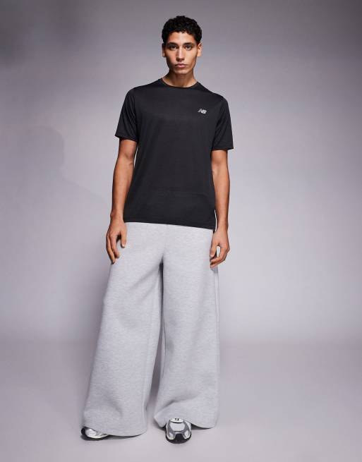 New Balance Athletics t-shirt in black, 2 of 5