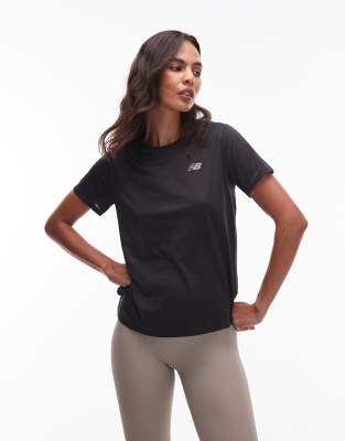 New Balance - Athletics - T-Shirt in Heideschwarz